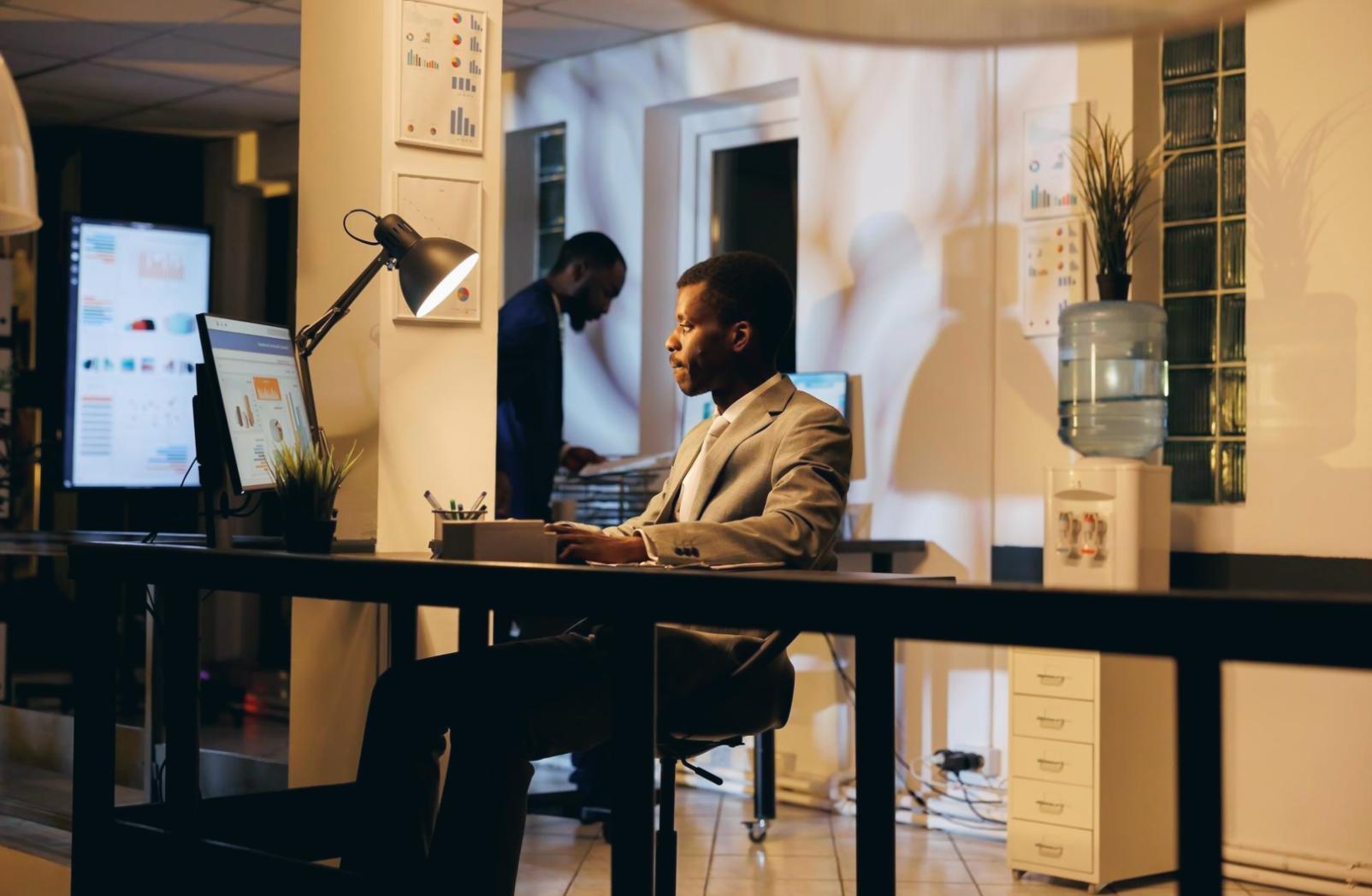 Analyse SEO technique sur ordinateur portable