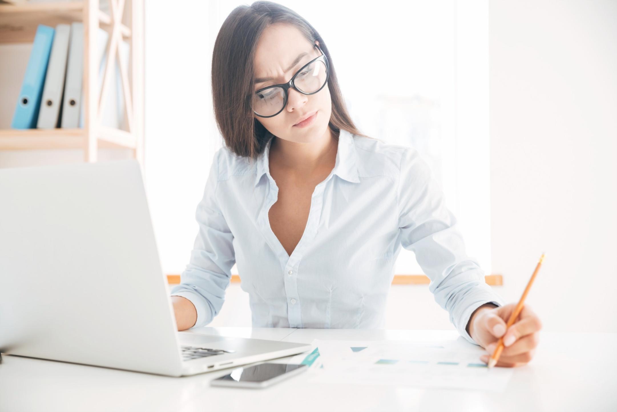 Analyse SEO en cours sur un site web